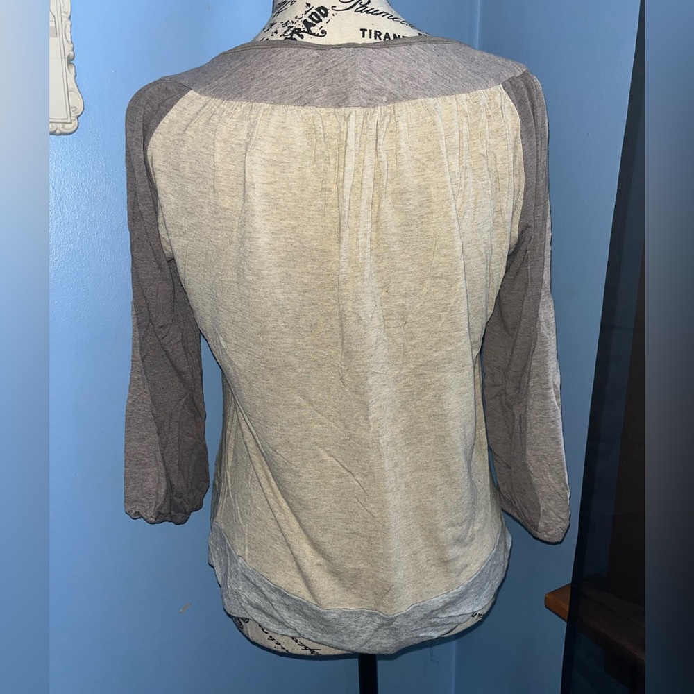 Language Los Angeles Keyhole Top - Picture 4 of 5